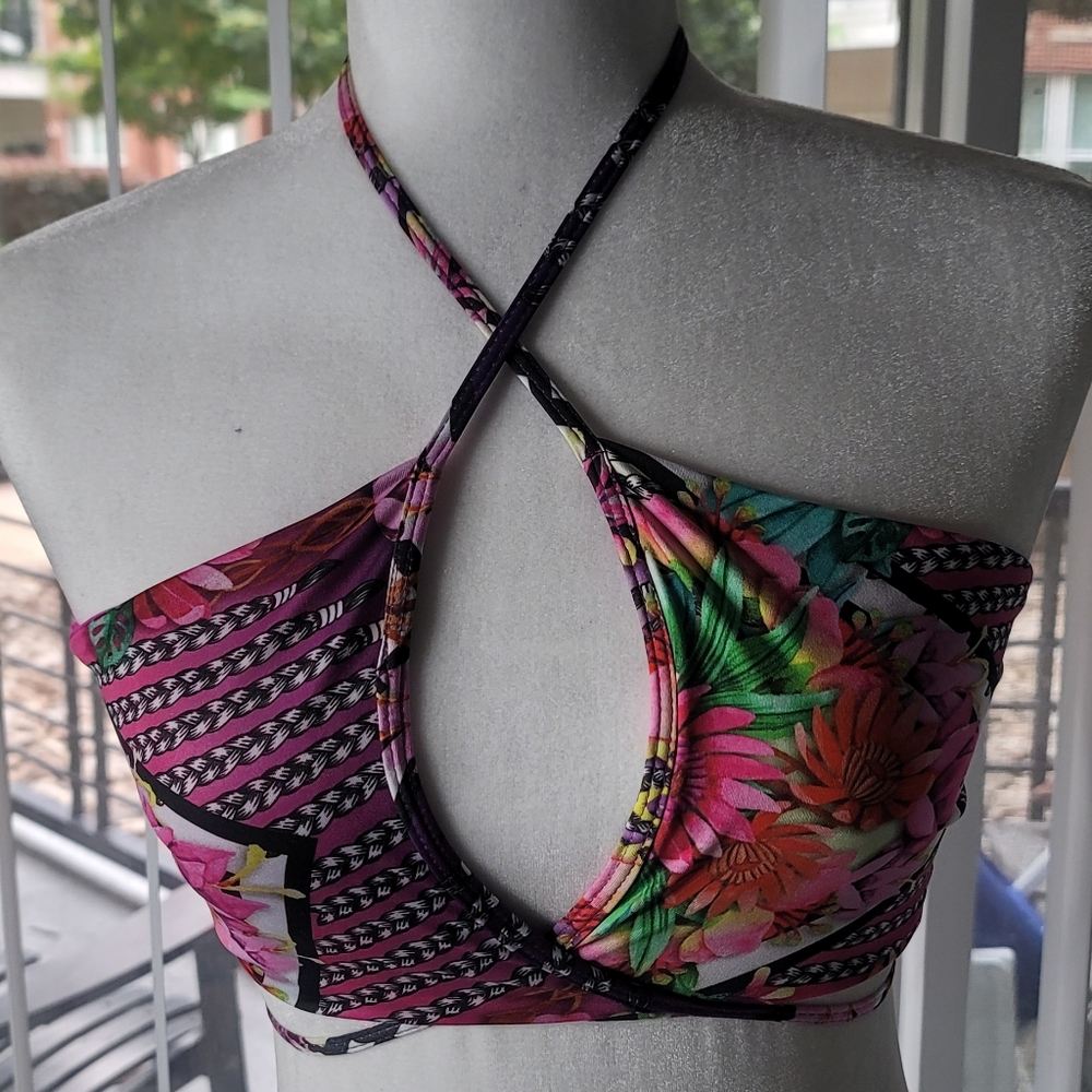 Trejoa Swimwear Bikini - New With Tags Size M top L bottoms